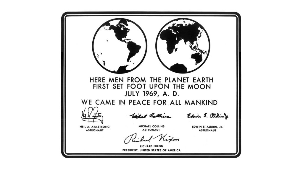 placa lunar 1969 sin el logo